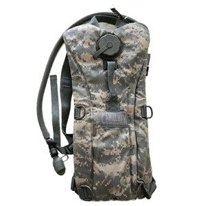 CamelBak Maximum Gear Camo Hydration System 18.5"× 10"× 1" Thermal Gear